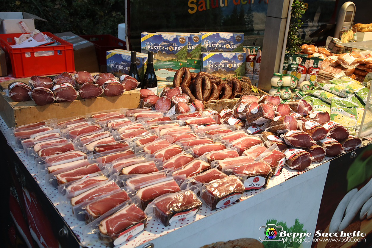 VBS_1006 - Fiera Nazionale del Tartufo e dei Santi 2022.jpg
